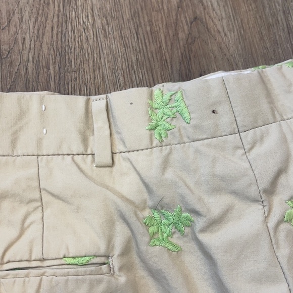 J. McLaughlin Palm Print Shorts - Picture 6 of 6